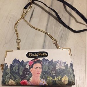 NWOT Freda Kahlo official clutch crossbody bag